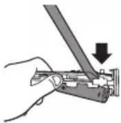 PHILIPS Sonicare ExpertClean 7300 HX9690 - Αφαίρεση της επαναφορτιζόμενης μπαταρίας - 6