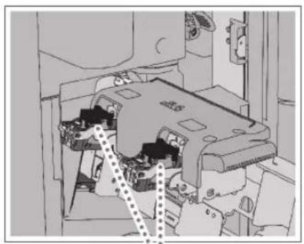 CANON imageRUNNER ADVANCE C3330i - Estrarre la cartuccia di punti vuota. - 1
