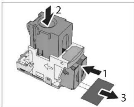 CANON imageRUNNER ADVANCE C3330i - Inserire un nuovo portapunti nella cartuccia di puniti. - 1