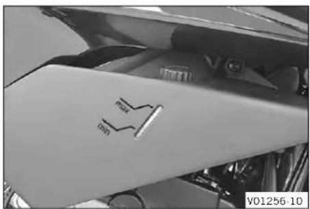 KTM 790 Duke (2024) - Avertissement - 1