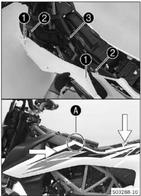 KTM 690 SMC R (2024) - TRAVAUX D'ENTRETIEN SUR LA PARTIE-CYCLE - 1