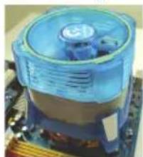 GIGABYTE GA-C847N-S2 - Installing the CPU Cooler - 1