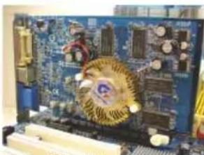 GIGABYTE GA-C847N-S2 - Instalarea Unui Card De Extensie - 1