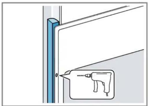 SIEMENS BE732L1B1 - In caso di cucine con maniglia integrata verticale: - 2