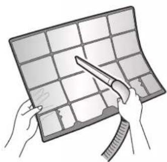 DAIKIN FTXP50M2V1B - To clean the air filters - 3