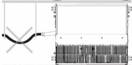 DAIKIN FWE04DAFN5V3-S - Instalación de la tubería de drenaje a la unidad - 3