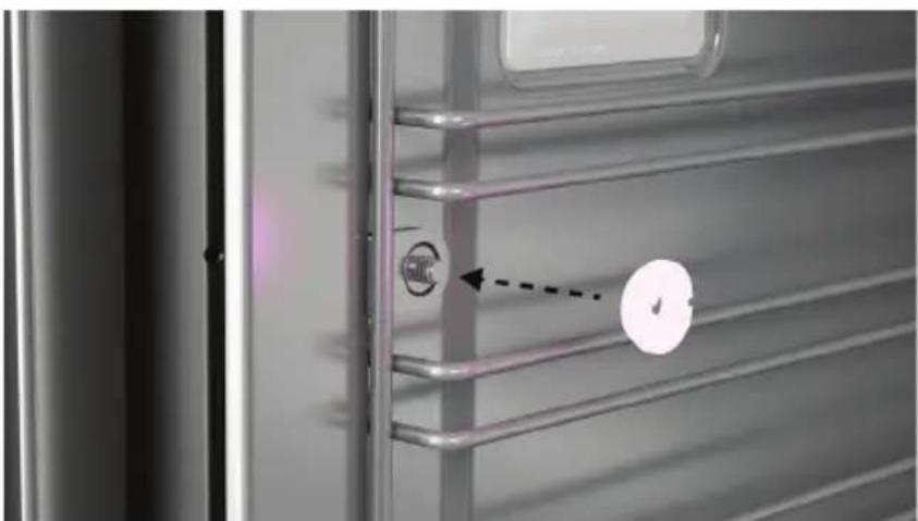 Fisher & Paykel OS30NDLX1 - Réinstallation des grilles latérales - 2