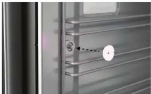 Fisher & Paykel OB24SMPTNB1 - Réinstallation des grilles latérales - 2