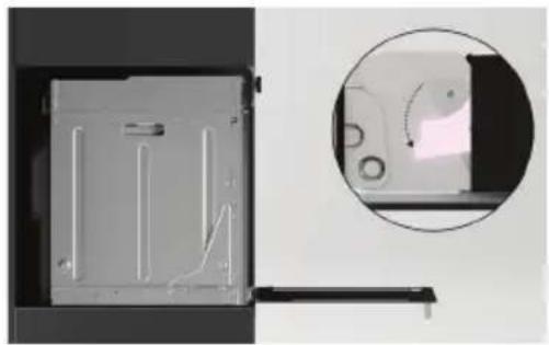Fisher & Paykel OB24SMPTNB1 - Réinstallation de la porte du four - 3