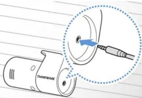 Thinkware Q200 - Raccordement du câble de la caméra arrière - 2