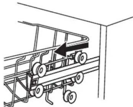 IKEA LAGAN 104.756.20 - Positioning the upper basket - 1