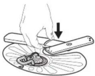 IKEA RENODLAD 904.756.16 - Pulizia del mulinello inferiore - 3
