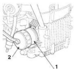 Honda HF2317HME - Changing the oil filter - 4