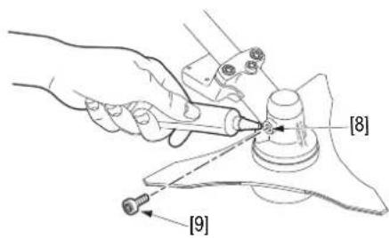 Honda UMK 435 UE - LUBRICATING THE TRANSMISSION HEAD - 1