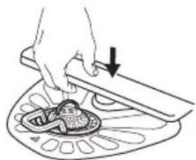 IKEA MEDELSTOR 704.755.04 - Nettoyage du bras d'aspersion inférieur - 3