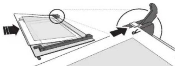 IKEA MATTRADITION 503.687.84 - Cleaning the glass - 3