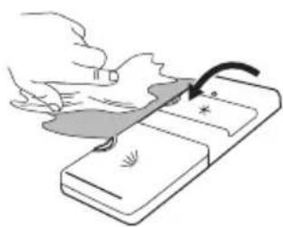 IKEA HYGIENISK 004.756.11 - Riempire il contentitore del brillantante - 4