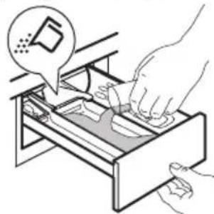 IKEA TVÄTTAD 604.940.65 - Filling the detergent and additives - 6
