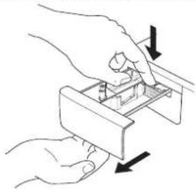 IKEA UDDARP 705.254.67 - PULIZIA DEI FILTRI NEL TUBO DI CARICO DELL'ACQUA - 5