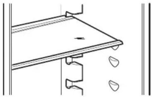 IKEA LAGAN 704.901.18 - Stockage des aliments dans le compartiment réfrigérateur - 2