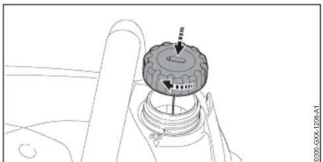 STIHL MSA 70 C - Rabbocco dell'olio per catena - 2