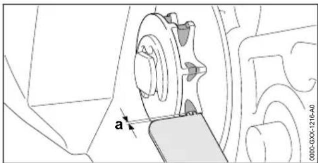 STIHL MSA 60 C - Checking the Chain Sprocket - 1