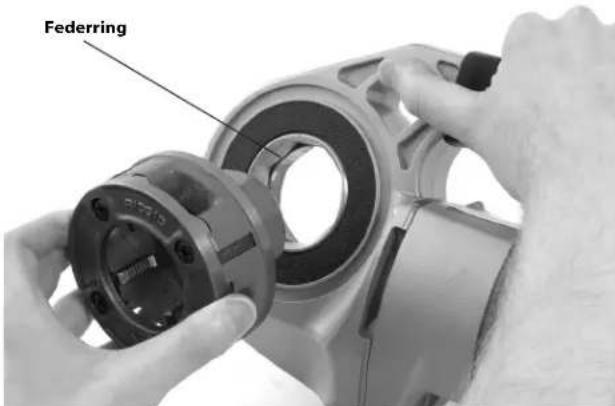 RIDGID 690-I - Einbau von Schneidköpfen - 3