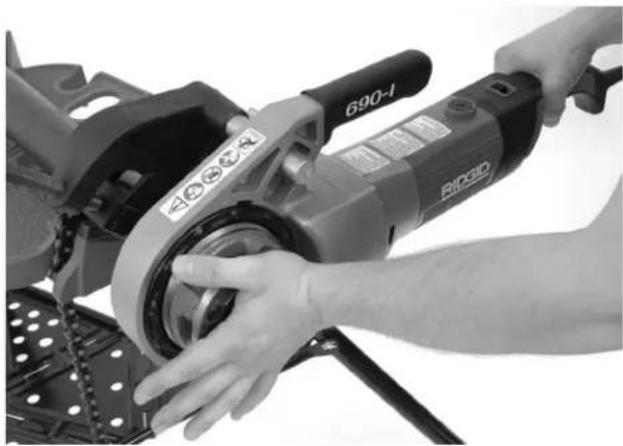 RIDGID 690-I - Menetvágás - 1