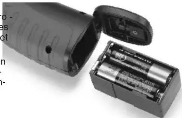 RIDGID micro CA-25 - Changing/Installing Batteries - 2