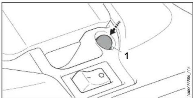 STIHL KGA 770 - Resetting the Overload Protection - 1