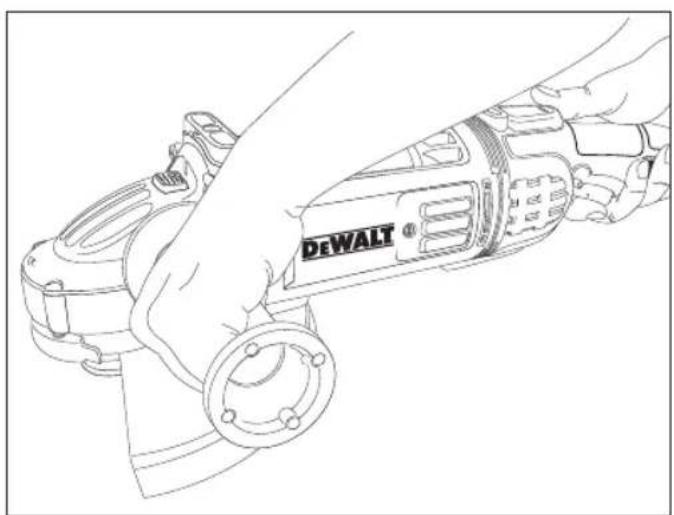 DEWALT DWE4599 - 2
