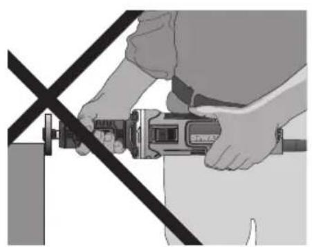 DEWALT DWE4884 - 3