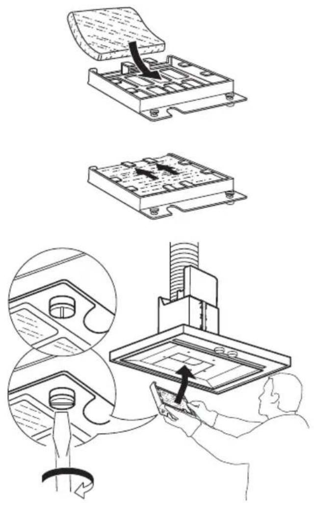 IKEA MATÄLSKARE 103.688.04 - Wartung des Aktivkohlefilters (falls die Abzugshaube im Umluftbetrieb installiert ist) - 1