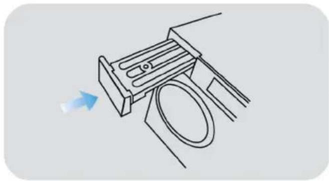 HAIER HD11-A2959 - Ausleeren des Wasserbehälters - 3