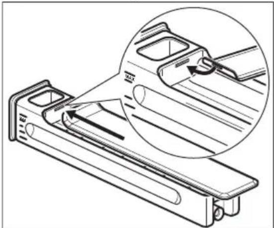 AEG BSK798E80M - Reinigen des Wassertanks - 2