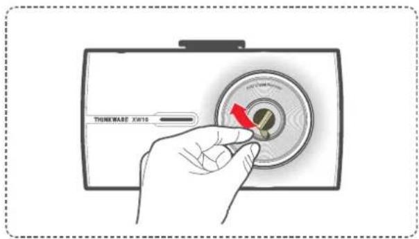 Thinkware XW10 - 1-5-1. Connecter l'appareil à la fixation - 2