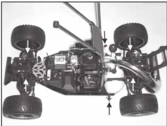 Reely Carbon Fighter III - a) Remove Car Body - 1