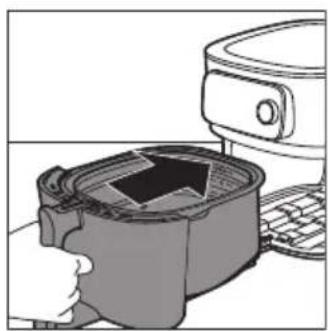 PHILIPS HD9876 - Placing the removable mesh bottom - 5