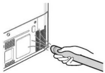 LG GBV3200CPY - Čistenie krytu kondenzátora - 2