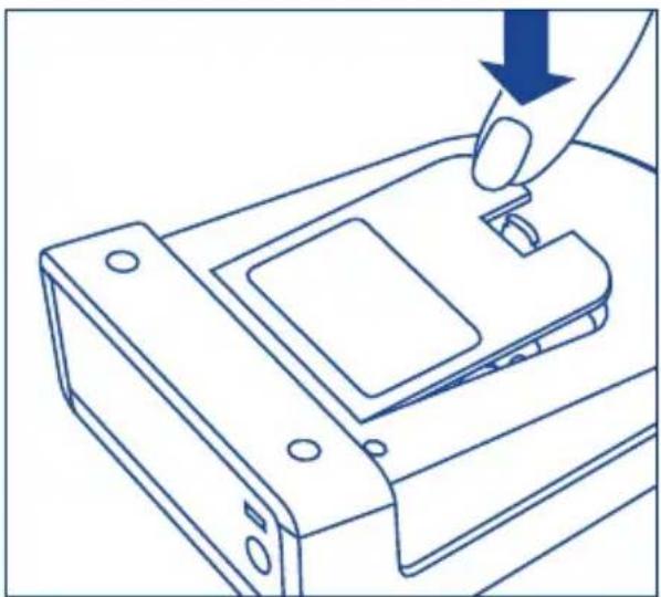 Hartmann Tensoval duo control Large - Inserimento / cambio delle batterie - 3