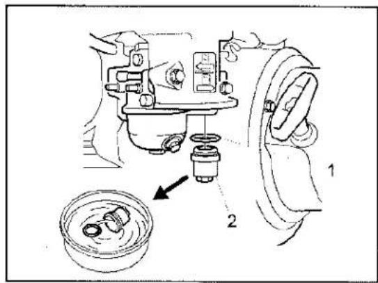 TORO 22602 - Cleaning the Sediment Cup - 2