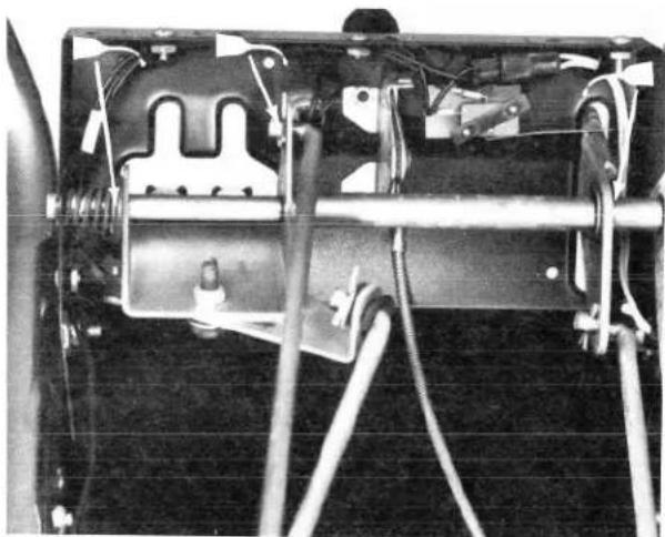 TORO 38065 - LUBRIFICATION DE LA DÉNEIGEUSE - 1