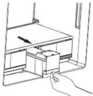 HISENSE RF728N4SBFE - Gebruiken van de watertank - 1