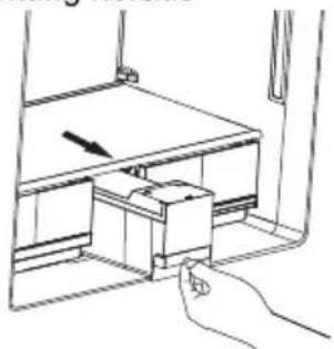 HISENSE RF728N4SBFE - Verwendung eines Wasservorratsbehälters - 1