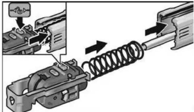 Flex DW 45 18.0-EC - Attach the screw magazine: - 1