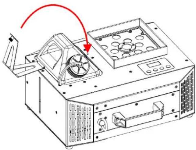 Showtec Stellar UF-1000 Upright Fogger - Vidange du réservoir après utilisation - 5