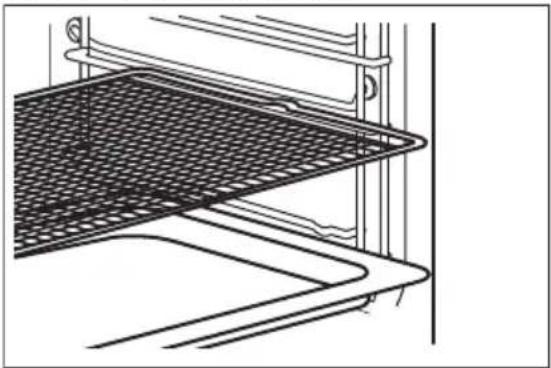 ELECTROLUX EOM3H04X - Insertion des accessoires - 3