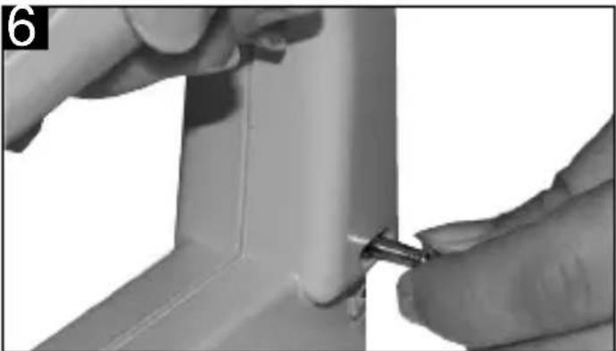 Bavaria by Einhell BET 750 - - Removing jammed staples - 1