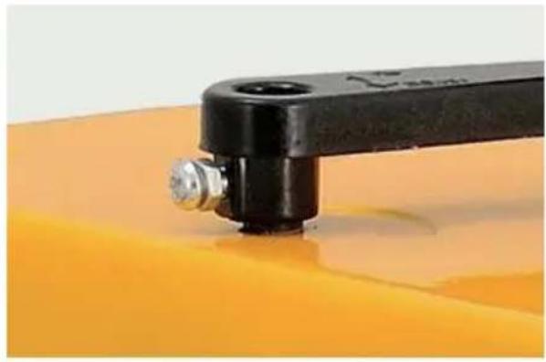 Vevor Thickness Planer M1B-LS-3301 - Install depth Adjustment handle - 2
