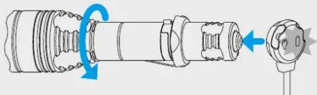 ArmyTek Predator Pro - PODŁĄCZANIE ŁADOWARKI MAGNETYCZNEJ - 1